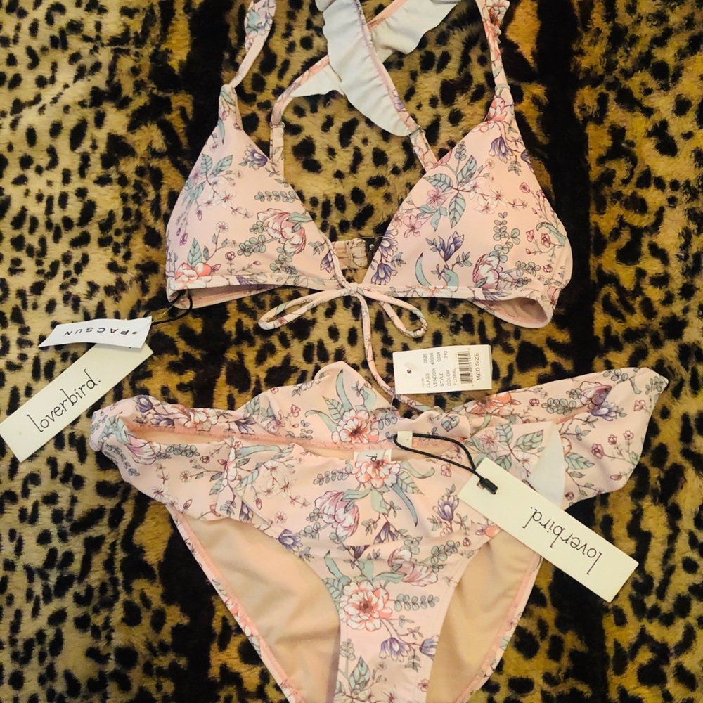 Loverbird -pink floral/ruffle Bikini